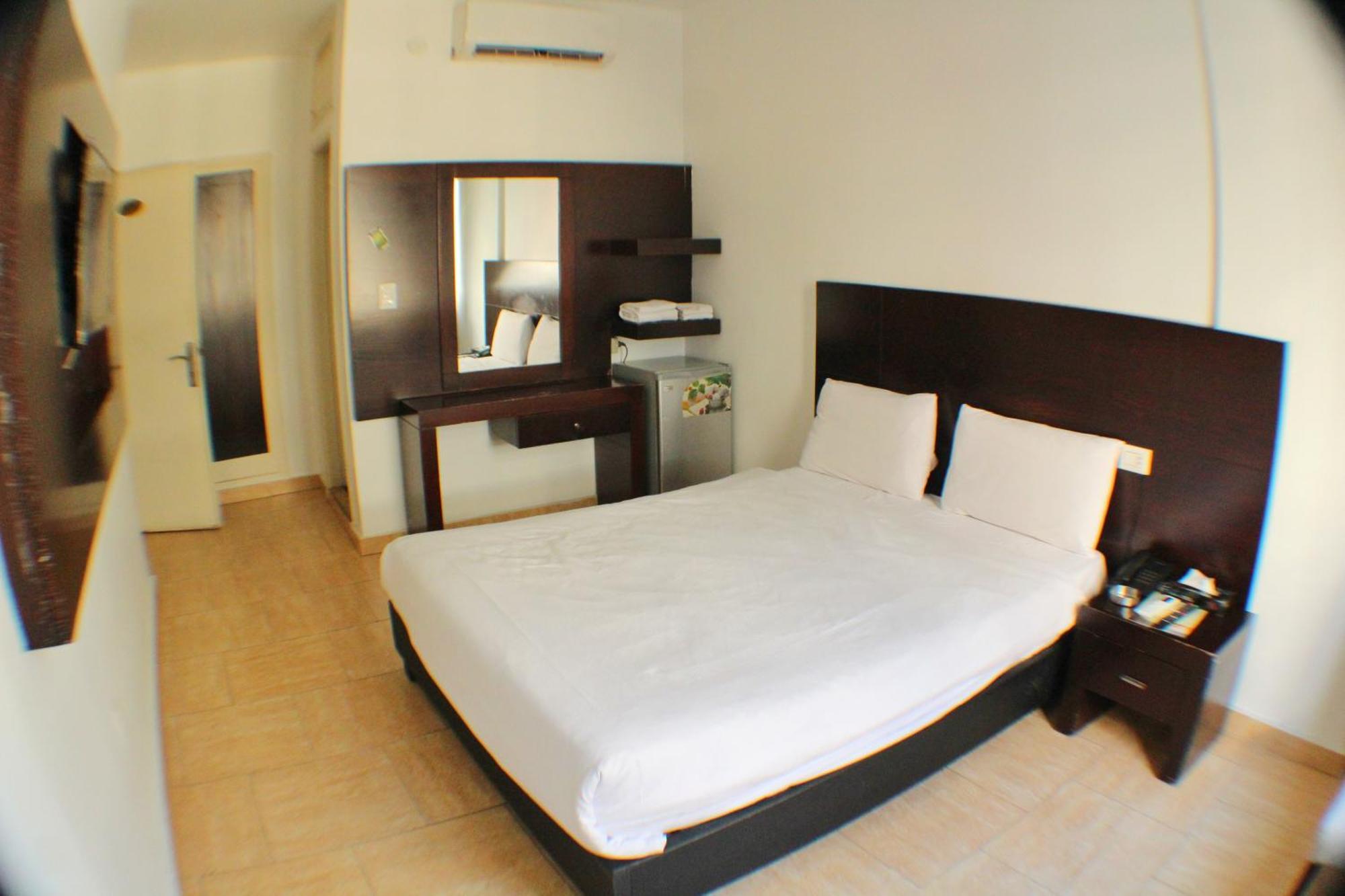Le Marly Hotel Бейрут Екстериор снимка