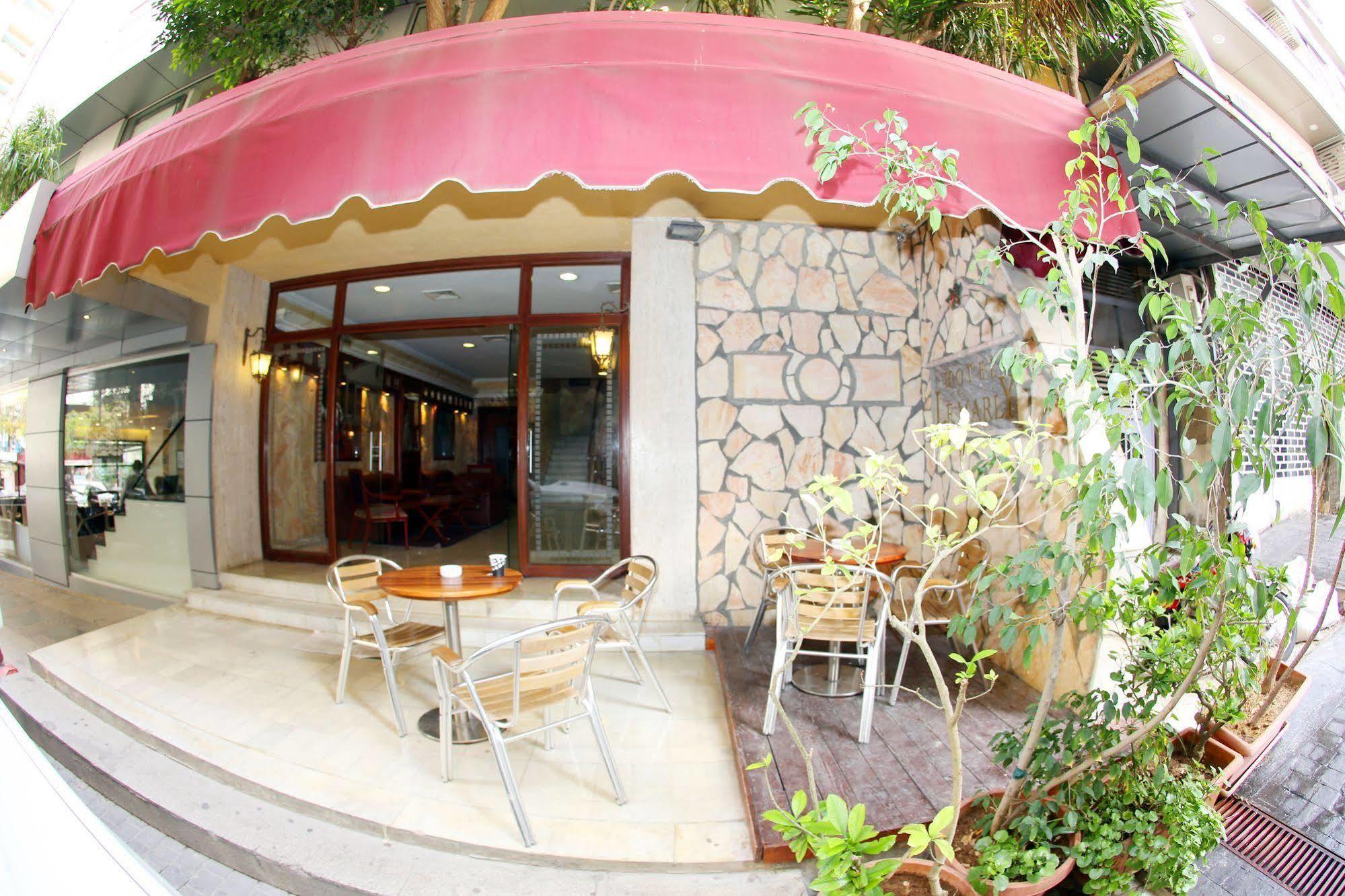 Le Marly Hotel Бейрут Екстериор снимка